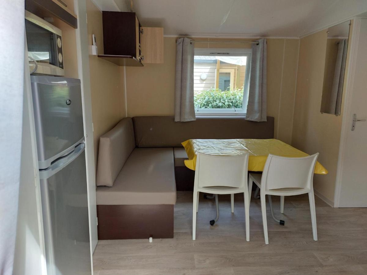 Mobil Home Tout Confort 6 Personnes Climatise Au Pied Du Luberon 라 로크 당 테롱 외부 사진