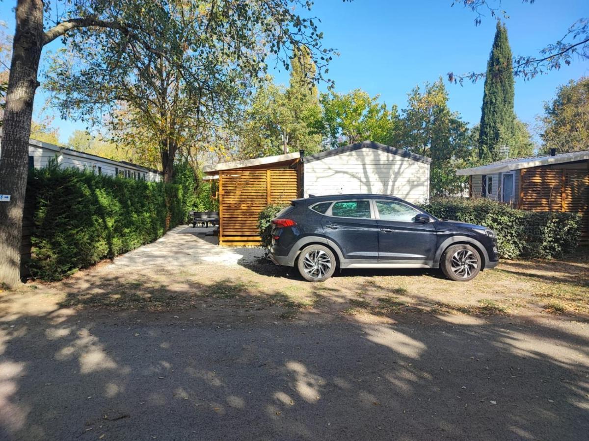 Mobil Home Tout Confort 6 Personnes Climatise Au Pied Du Luberon 라 로크 당 테롱 외부 사진
