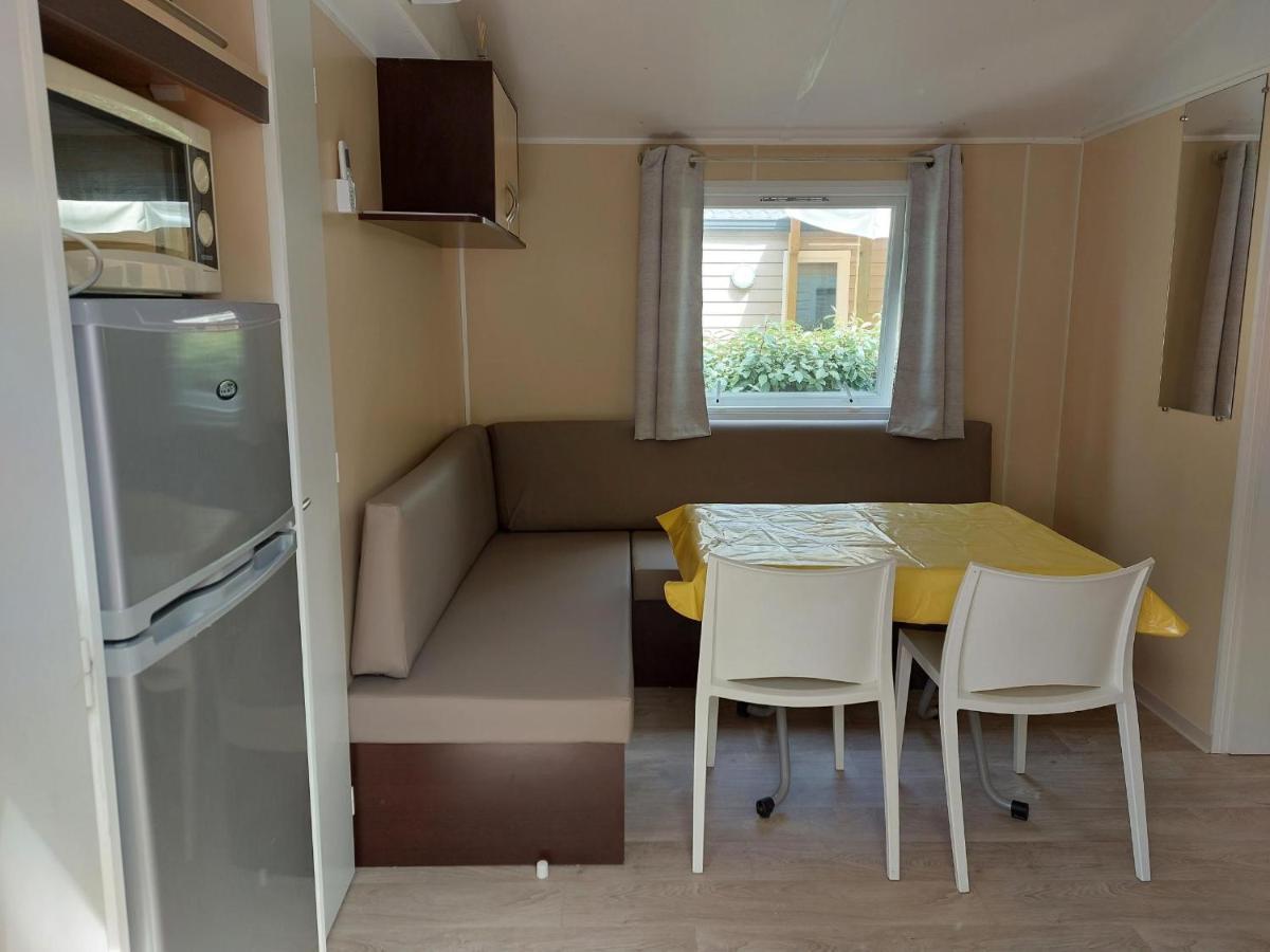 Mobil Home Tout Confort 6 Personnes Climatise Au Pied Du Luberon 라 로크 당 테롱 외부 사진