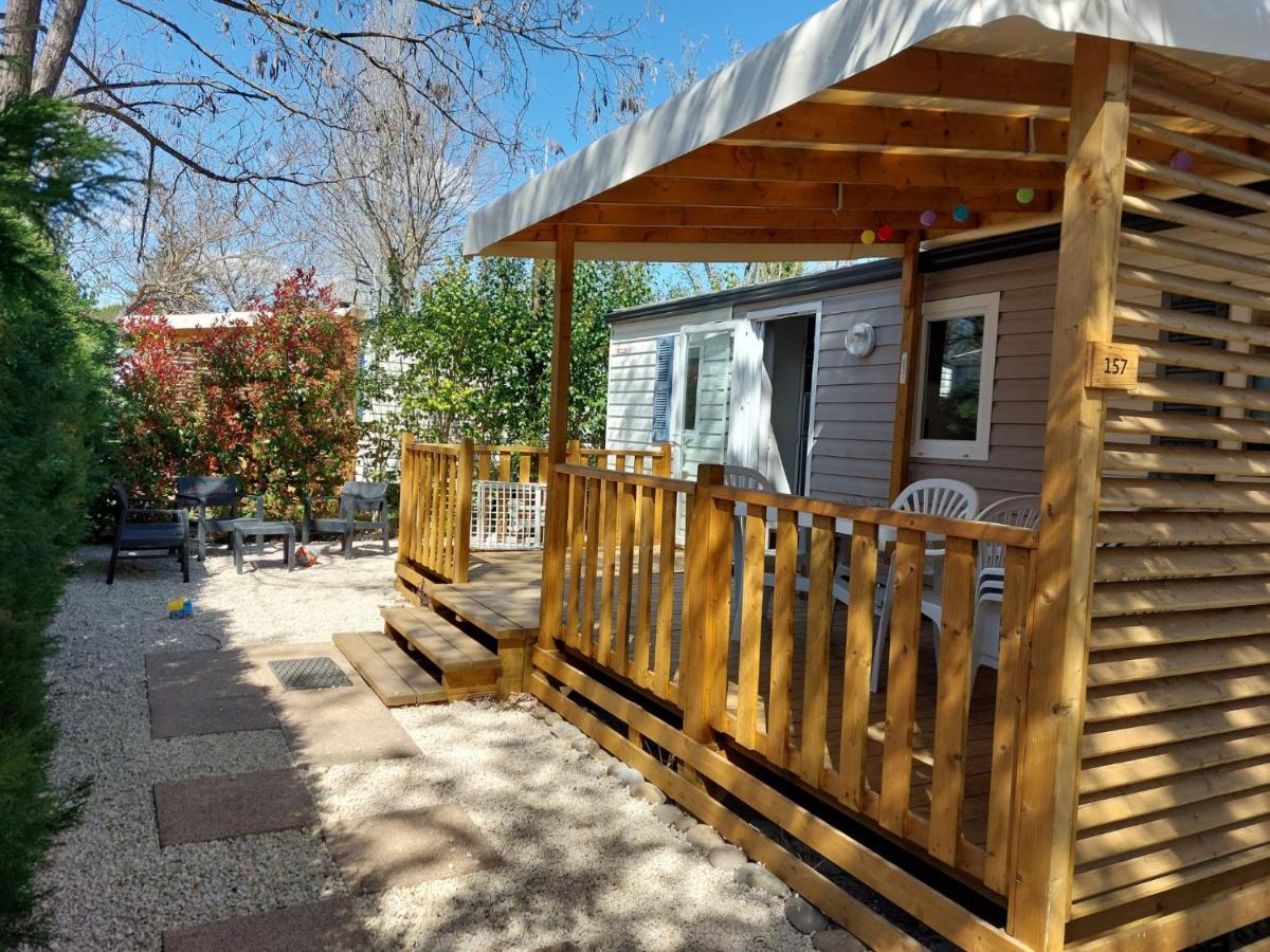 Mobil Home Tout Confort 6 Personnes Climatise Au Pied Du Luberon 라 로크 당 테롱 외부 사진